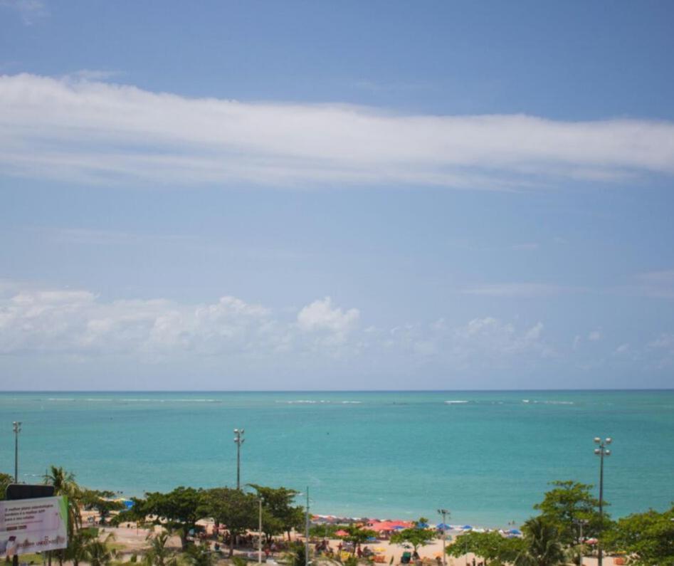 Na Beira Mar De Pajucara- Edif Neo- Apartamento Quarto E Sala- Tem Varanda - Vista Lateral Do Mar- Rua Julio Plech Filho 60 Esquina Com Avenida Doutor Antonio Gouveia - Consumo Eletrico E Pago No Ckeck-Out 1Kwh E 1,35 Reias Maceió Zewnętrze zdjęcie