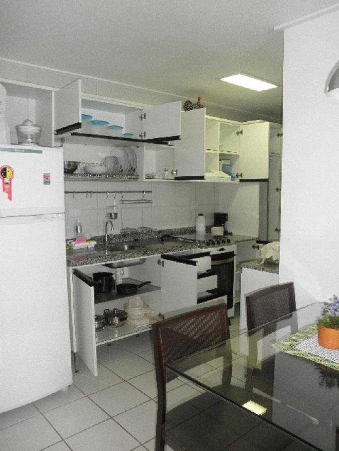 Na Beira Mar De Pajucara- Edif Neo- Apartamento Quarto E Sala- Tem Varanda - Vista Lateral Do Mar- Rua Julio Plech Filho 60 Esquina Com Avenida Doutor Antonio Gouveia - Consumo Eletrico E Pago No Ckeck-Out 1Kwh E 1,35 Reias Maceió Zewnętrze zdjęcie